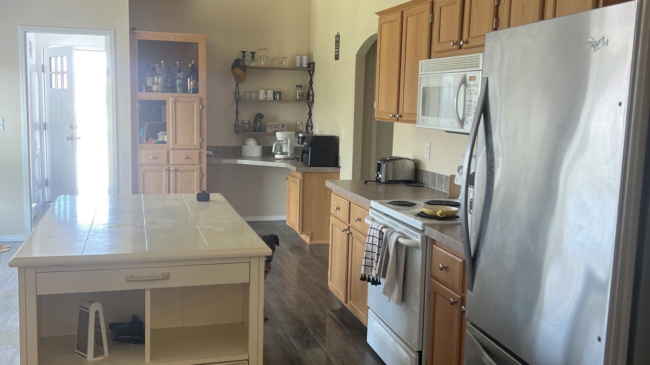 Photo of Kitchen in Desert Aire