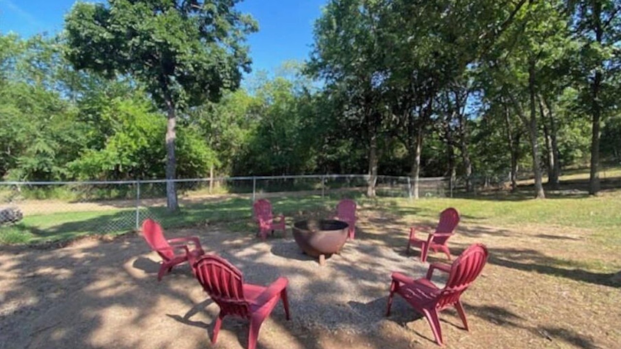 Photo of Outdoor in Hoyt