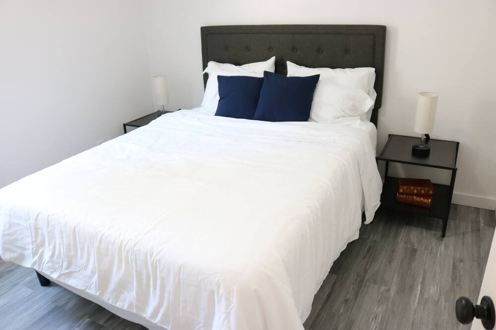Photo of Bedroom in University Place
