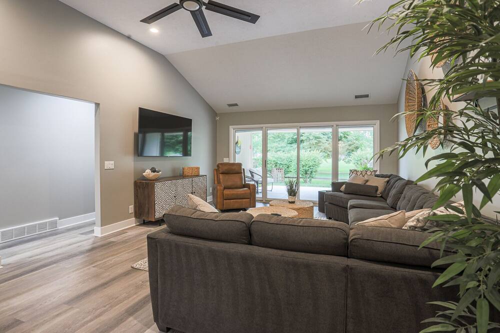 Photo of Livingroom in Council Bluffs