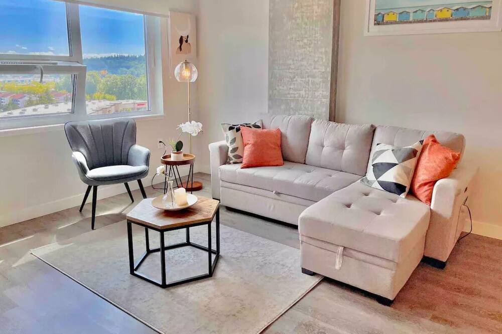 Photo of Bedroom in Southcenter
