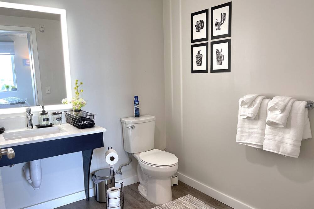 Photo of Bathroom in Southcenter