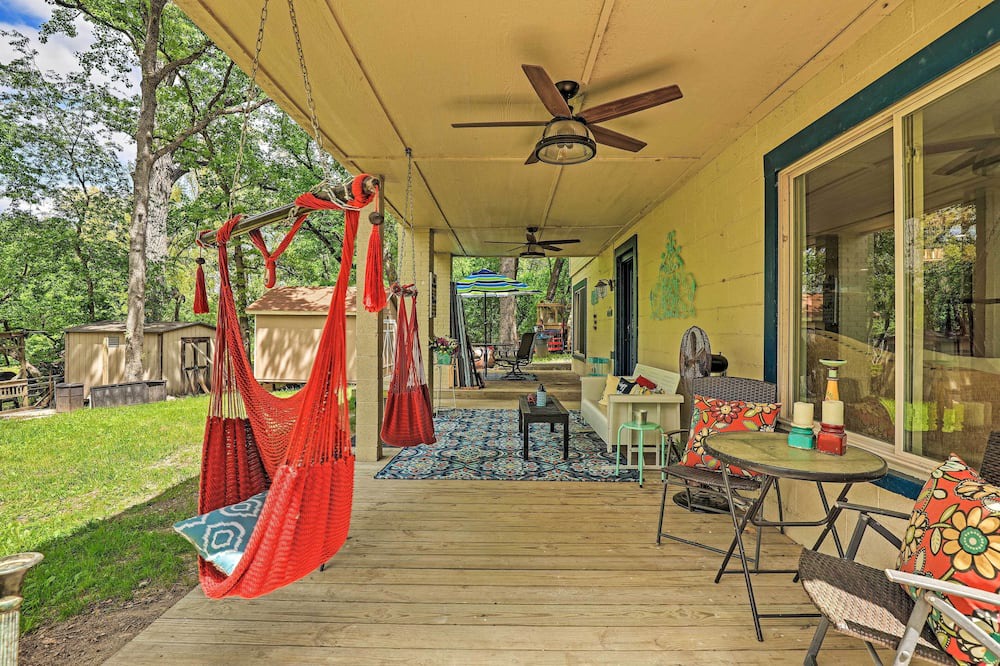 Photo of Patio Balcony in Fort Worth
