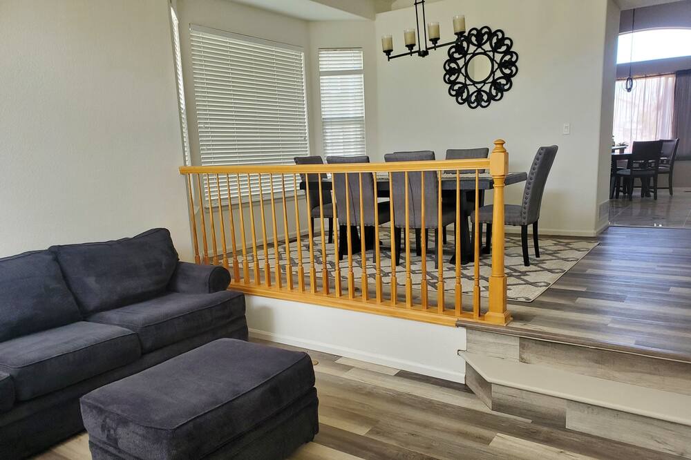 Photo of Livingroom in The Pinery