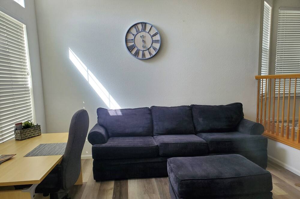 Photo of Livingroom in The Pinery