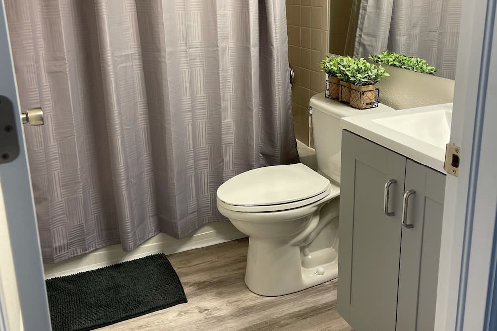 Photo of Bathroom in The Pinery
