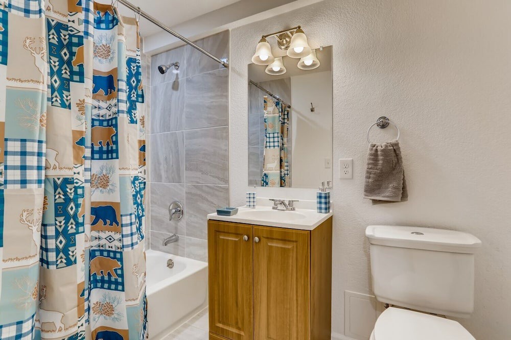 Photo of Bathroom in Green Valley Ranch