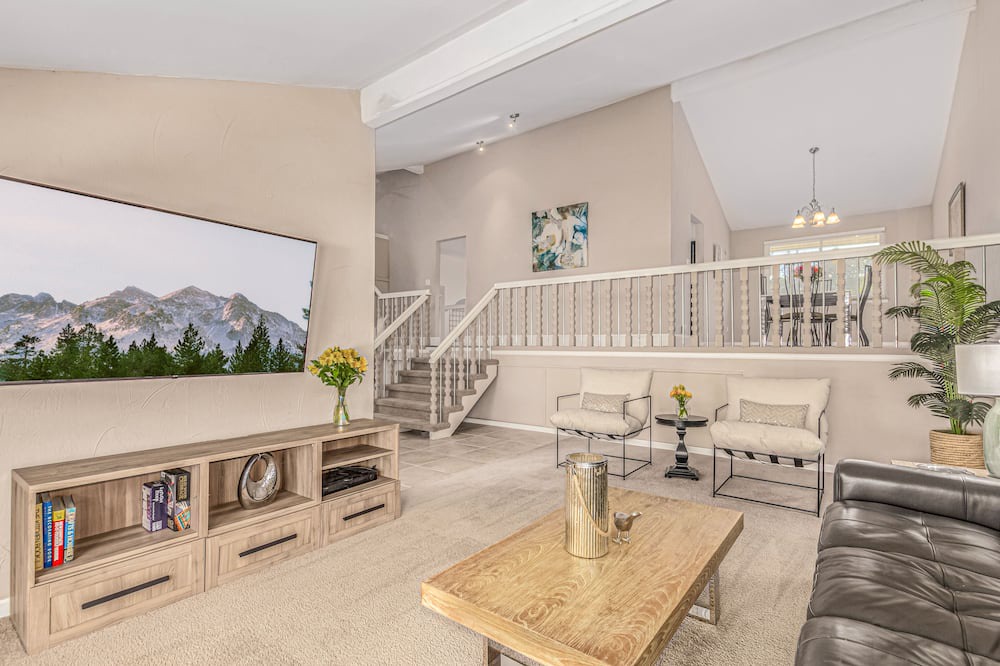 Photo of Livingroom in Southeast