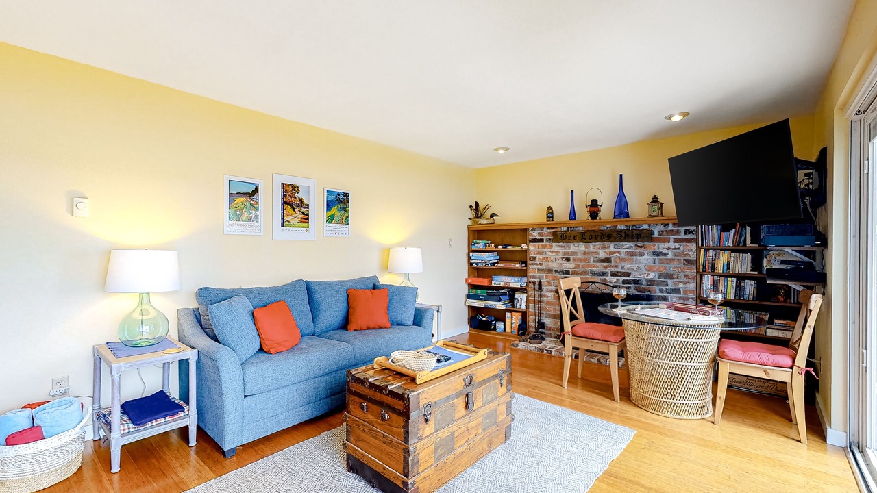 Photo of Livingroom in Camano Island