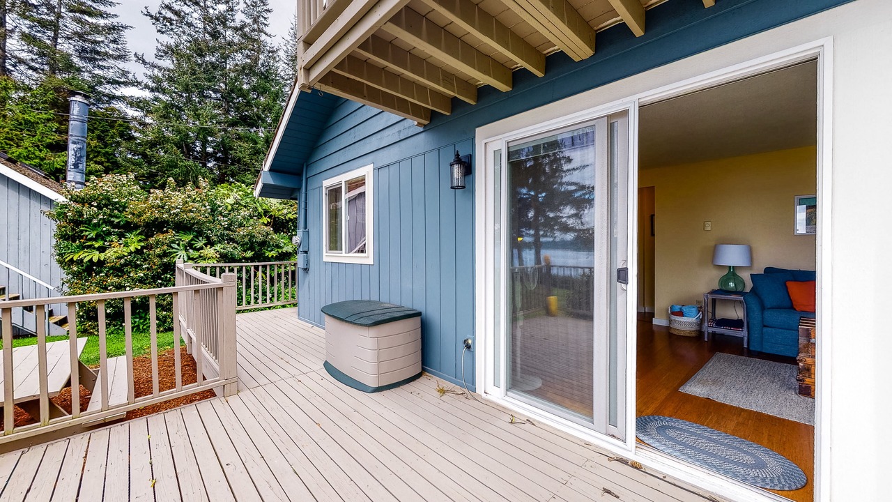 Photo of Patio Balcony in Camano Island