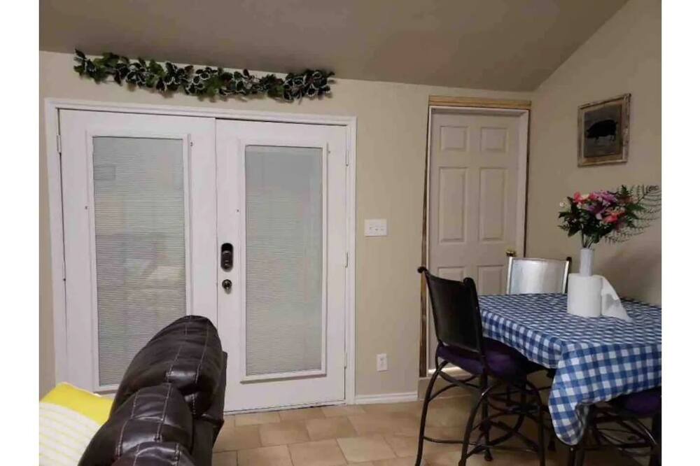 Photo of Bedroom in Roanoke
