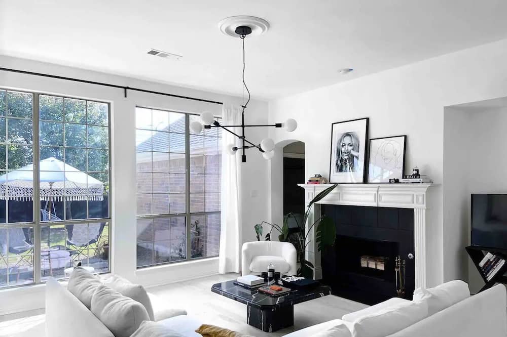 Photo of Livingroom in Little Elm