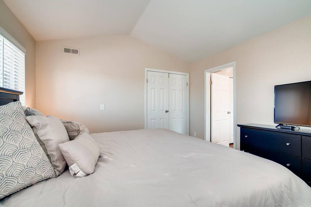 Photo of Bedroom in Greenwood Village