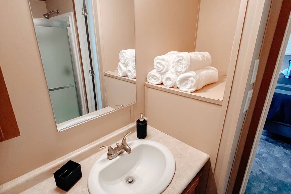 Photo of Bathroom in Opdyke West