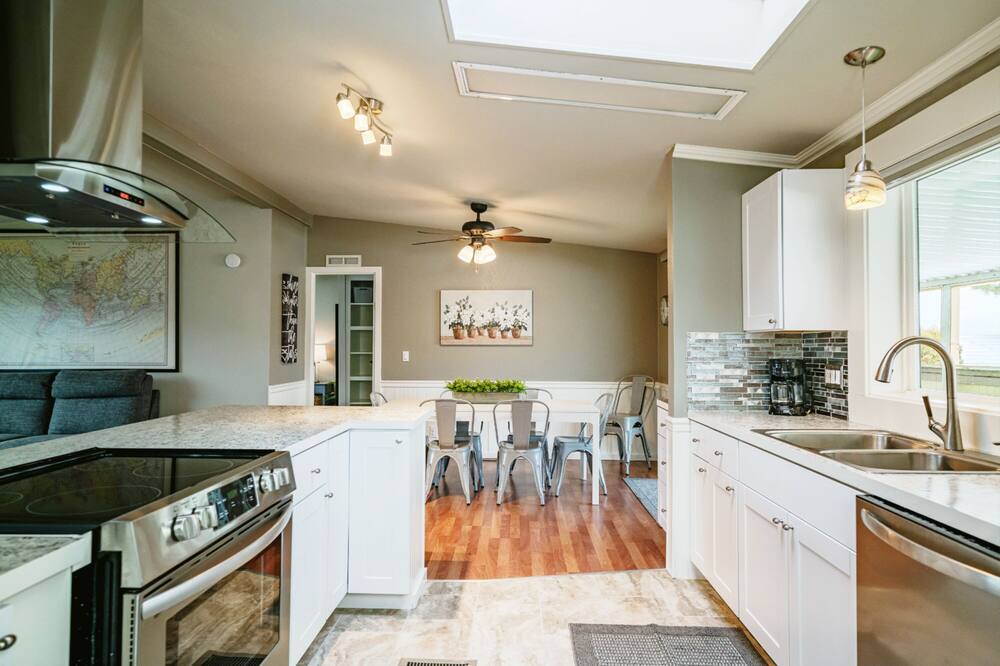 Photo of Kitchen in Desert Aire