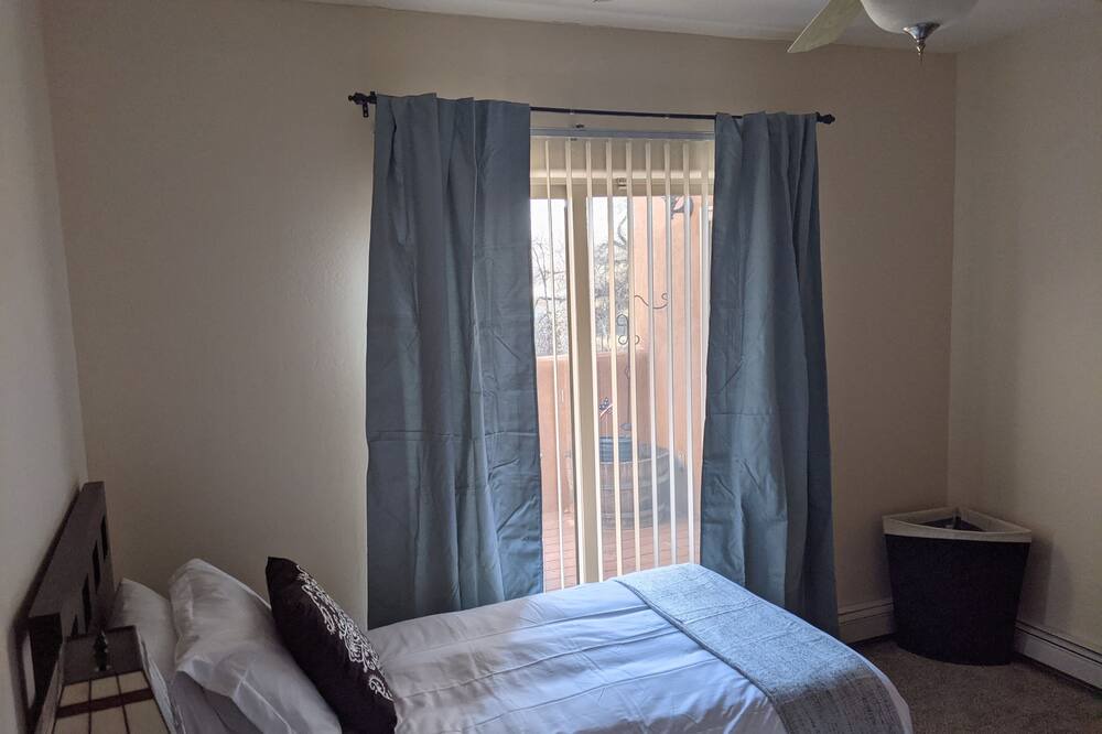 Photo of Bedroom in Alamedan Valley