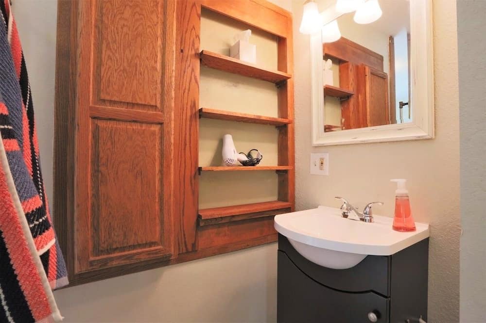 Photo of Bathroom in South Westminster
