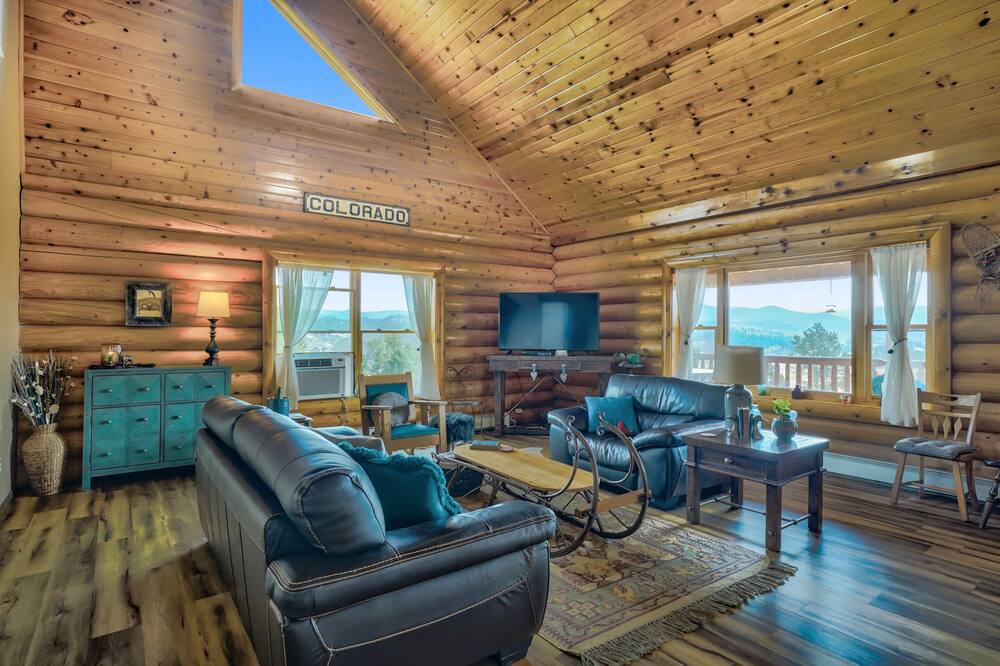 Photo of Livingroom in Sedalia