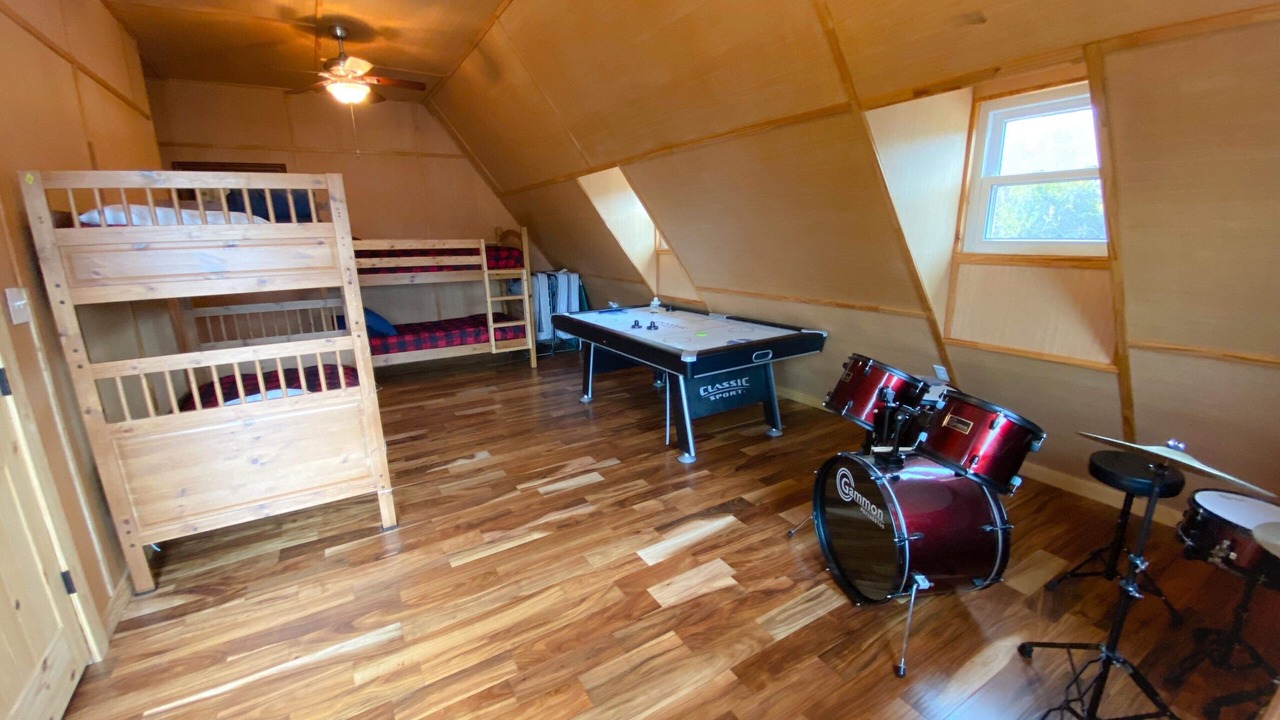 Photo of Bedroom in Sunset