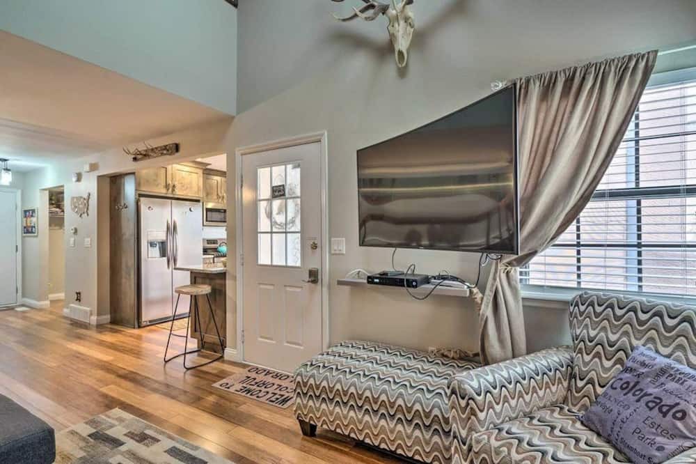 Photo of Livingroom in Security-Widefield