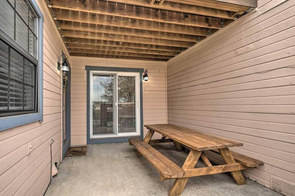Photo of Outdoor in Security-Widefield
