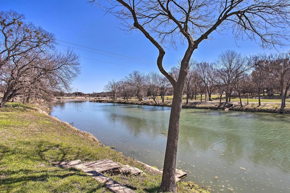 Photo of Others in Glen Rose