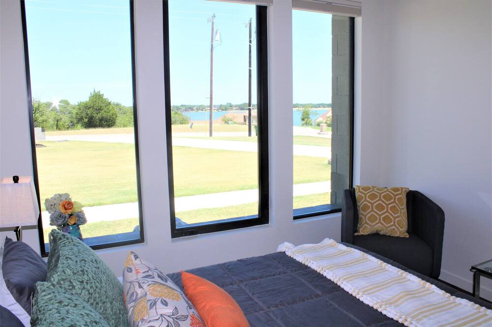Photo of Bedroom in Waxahachie