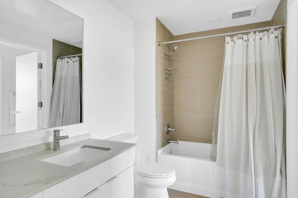 Photo of Bathroom in Congress Park