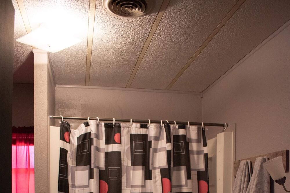 Photo of Bathroom in Taiban