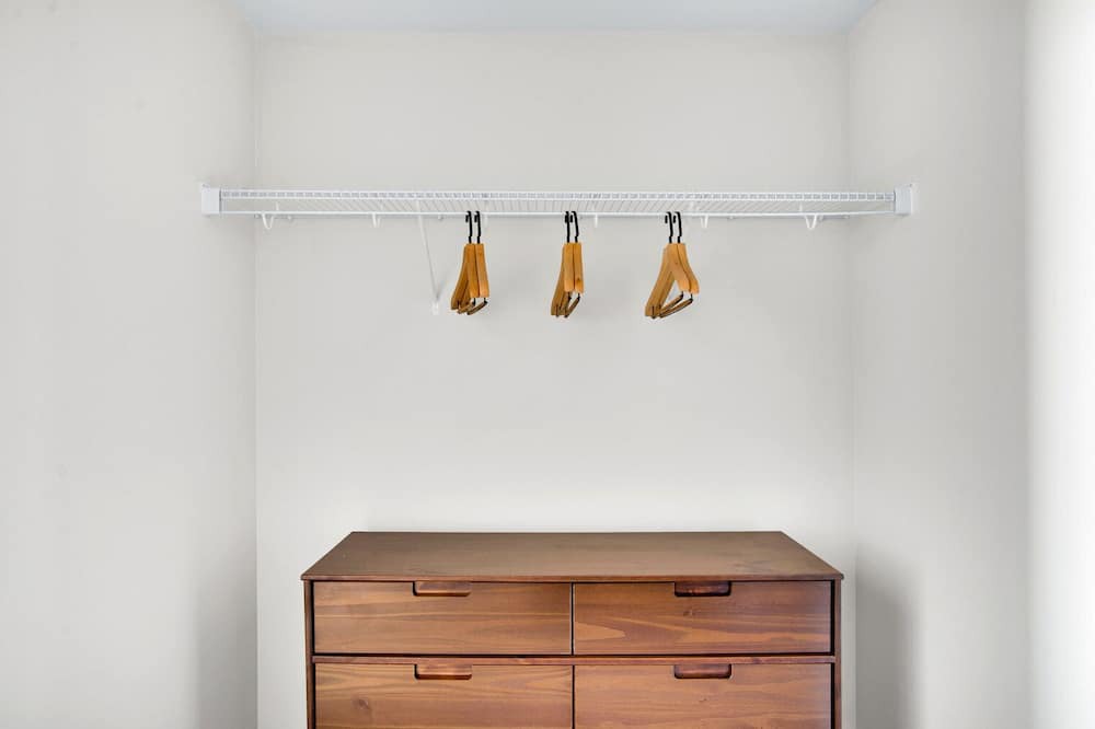 Photo of Bedroom in Hale