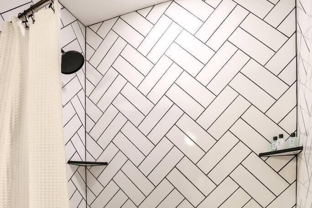 Photo of Bathroom in Ransom Canyon