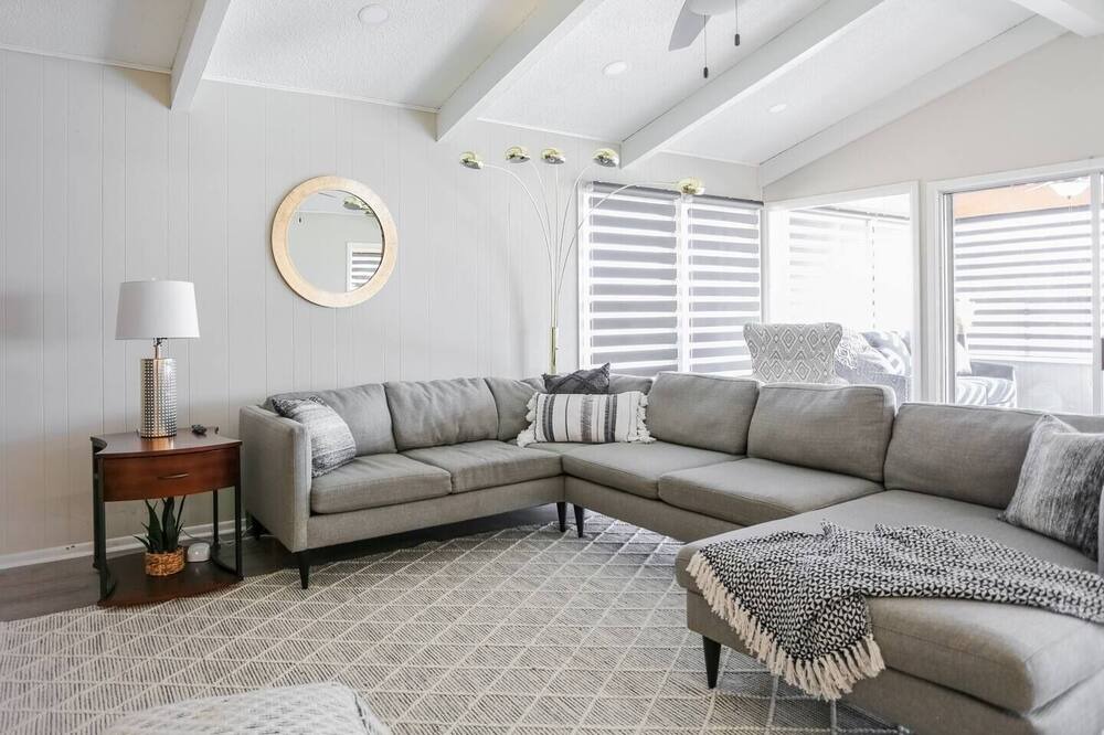 Photo of Livingroom in Ransom Canyon