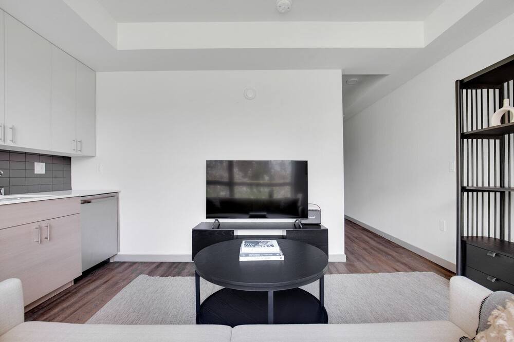 Photo of Livingroom in Columbia City