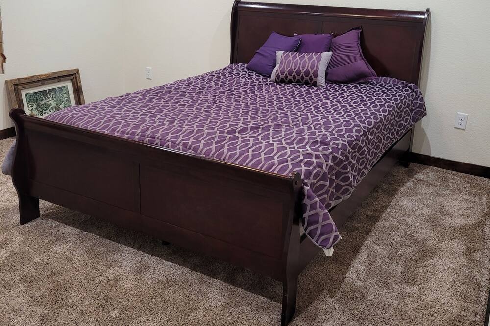 Photo of Bedroom in Lingle
