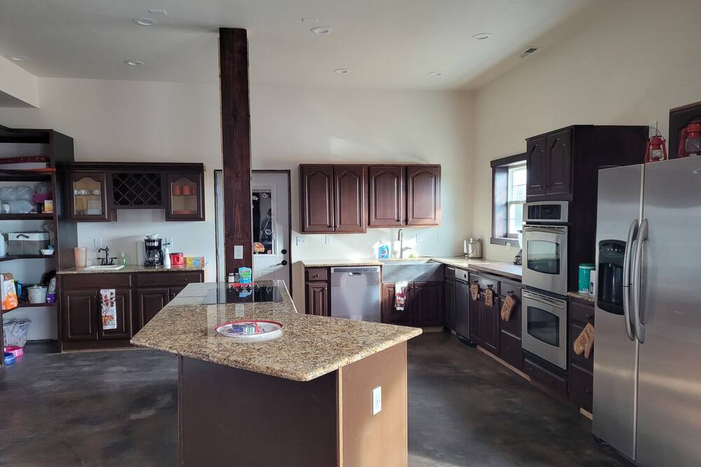 Photo of Kitchen in Lingle