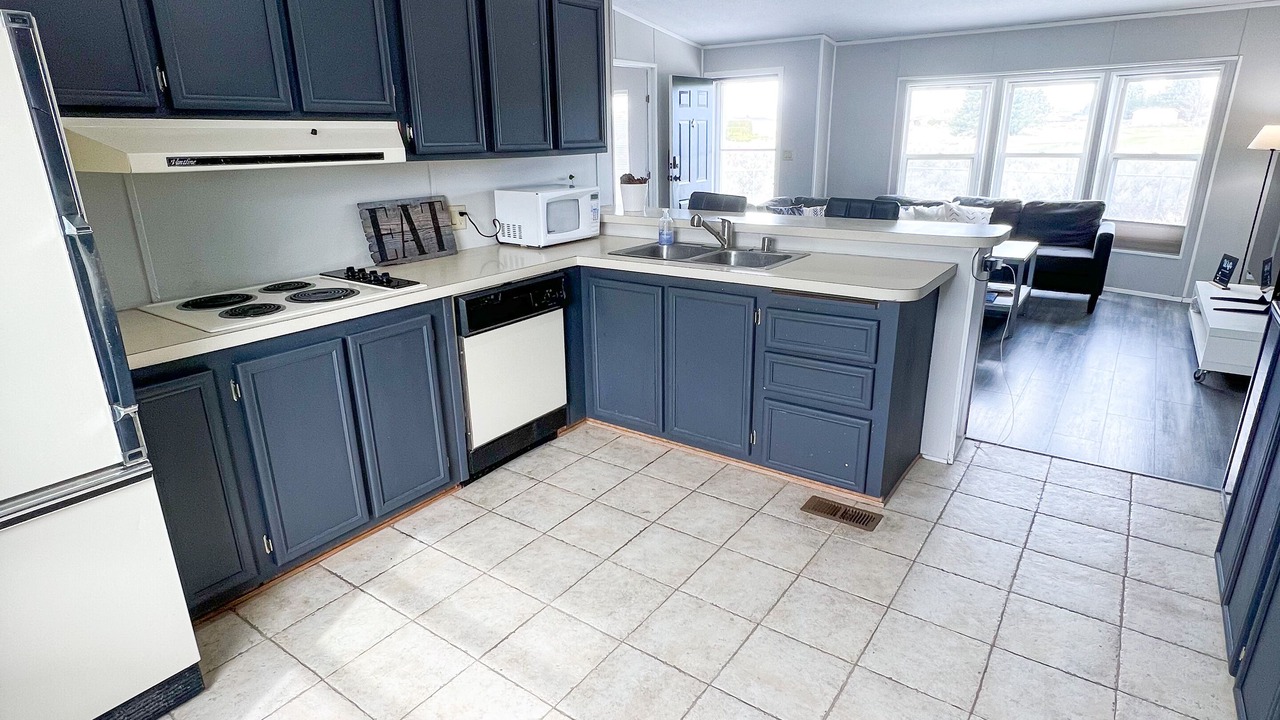 Photo of Kitchen in Desert Aire