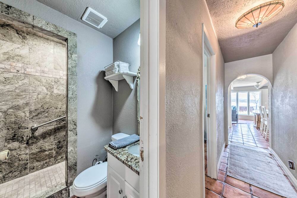 Photo of Bathroom in Glencoe