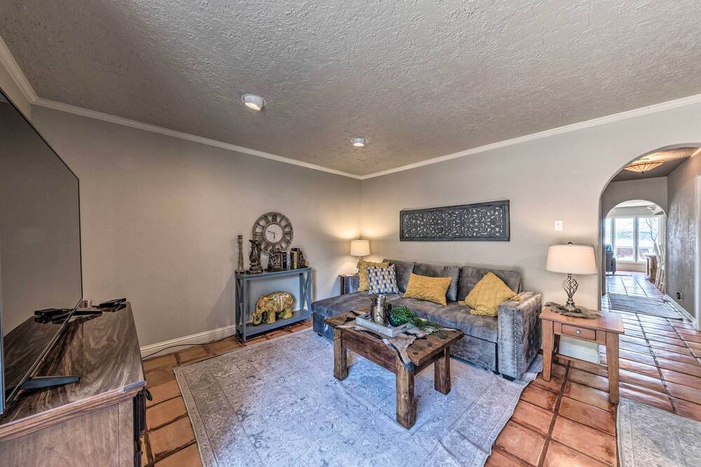 Photo of Livingroom in Glencoe