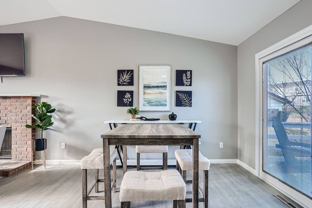 Photo of Livingroom in Morrison