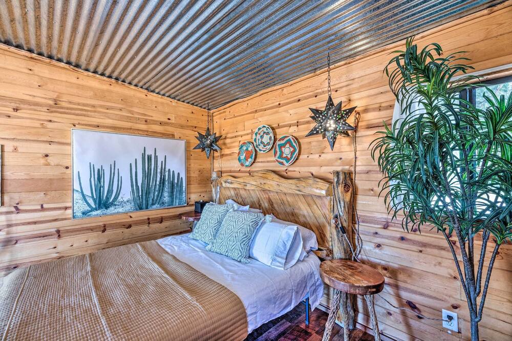 Photo of Bedroom in Glencoe