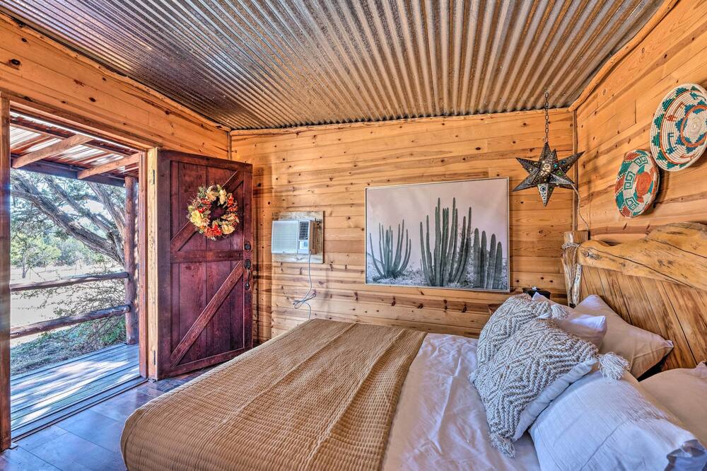 Photo of Bedroom in Glencoe