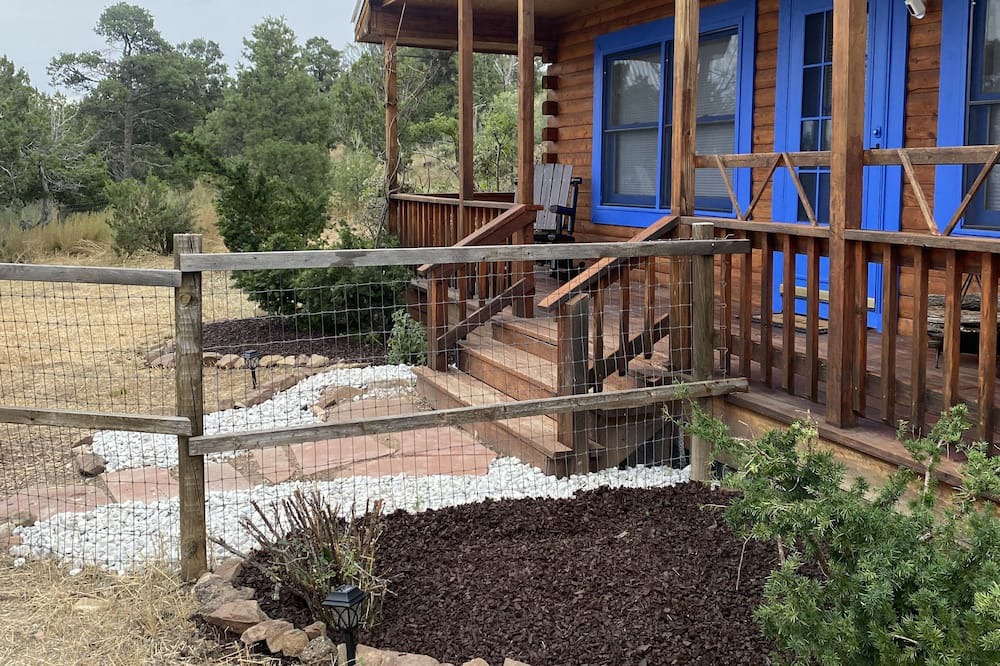Photo of Outdoor in McIntosh
