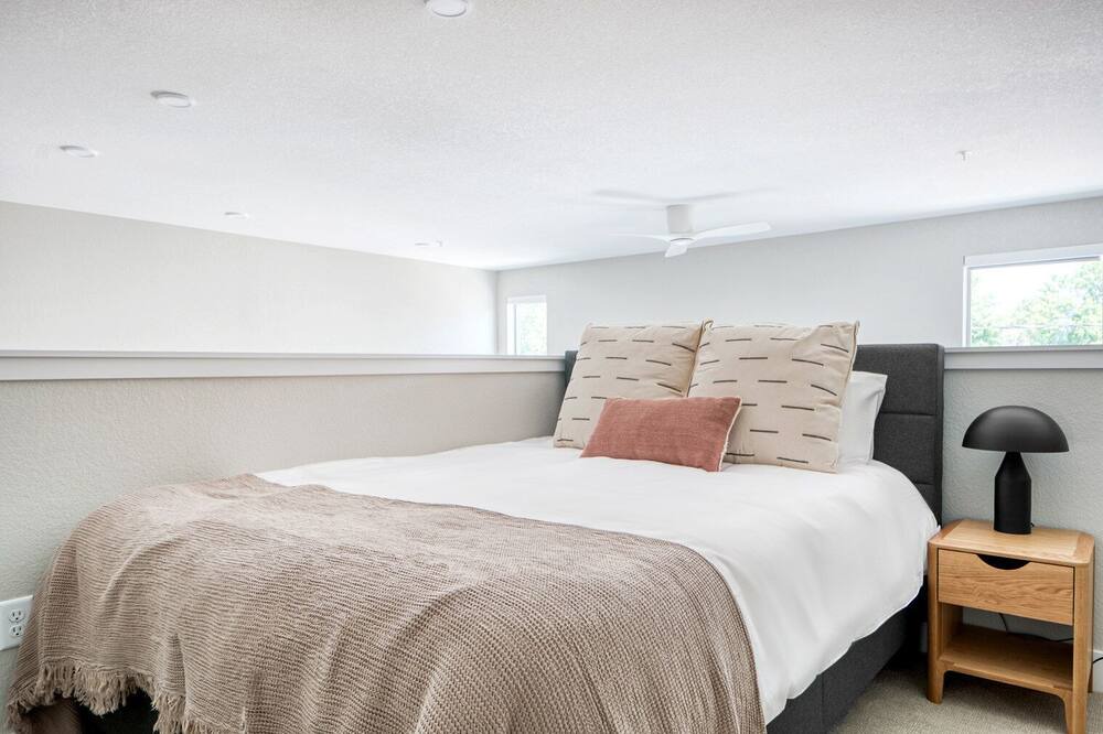 Photo of Bedroom in Capitol Hill