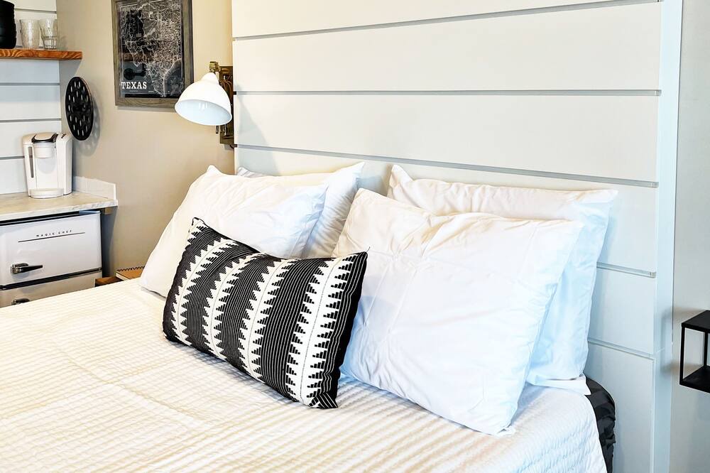 Photo of Bedroom in Canyon