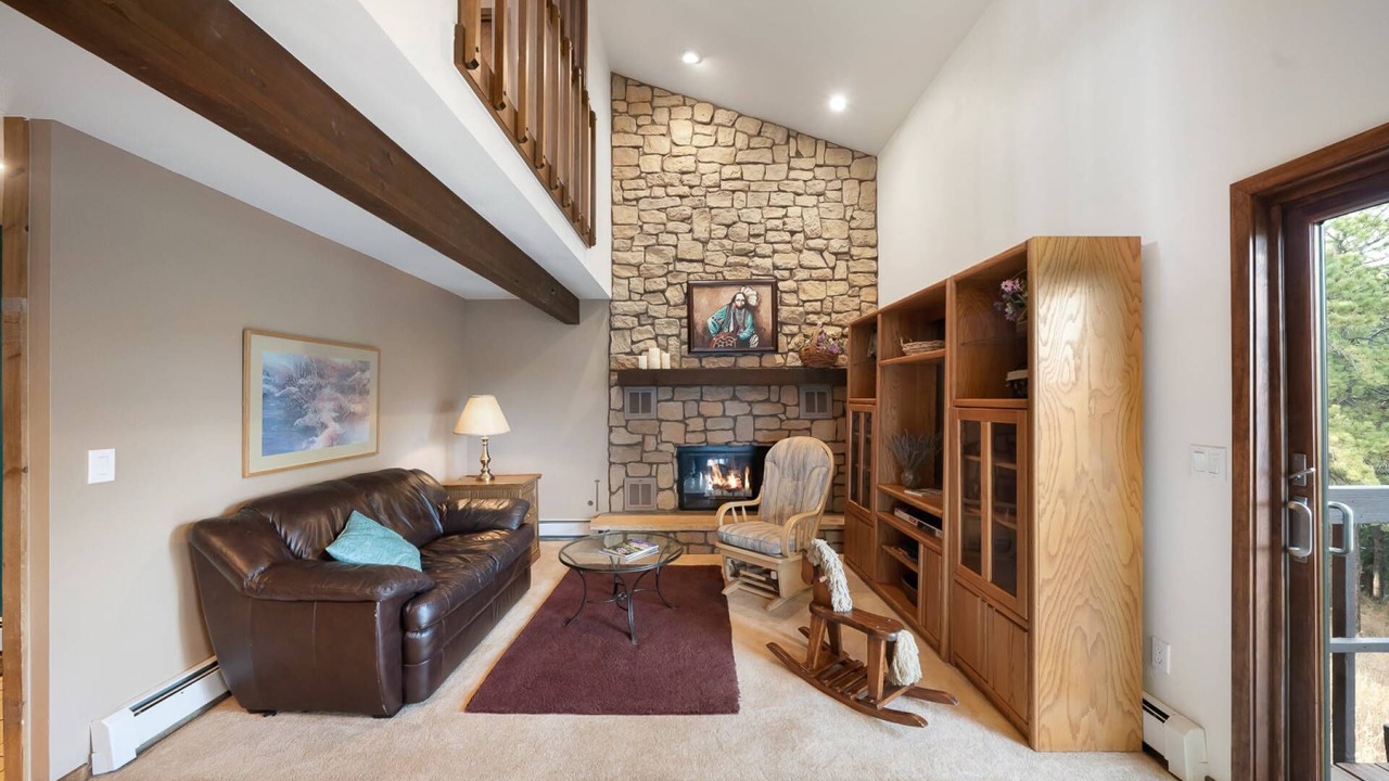Photo of Livingroom in Golden