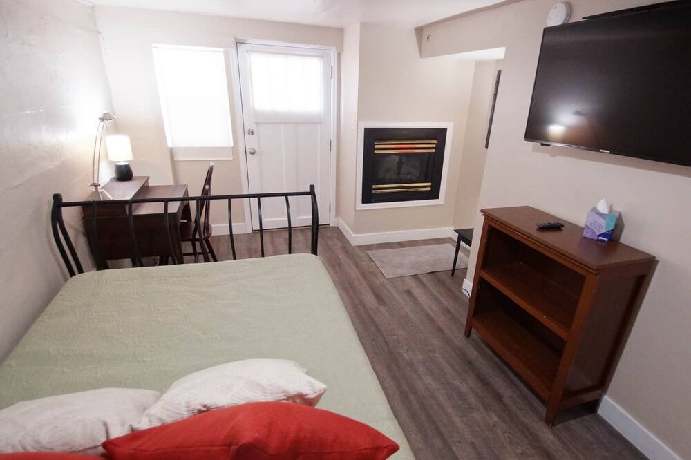Photo of Bedroom in Golden