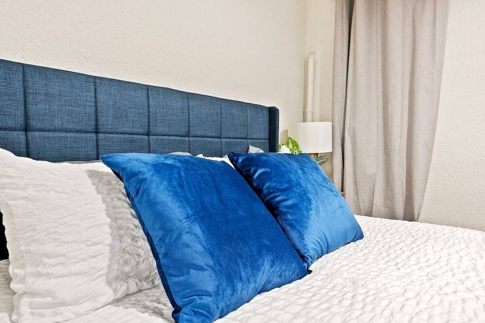 Photo of Bedroom in Congress Park