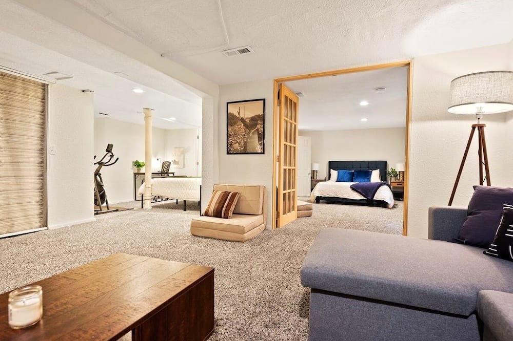 Photo of Livingroom in Congress Park