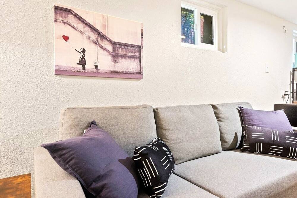 Photo of Livingroom in Congress Park