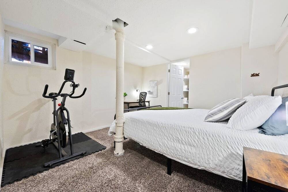 Photo of Bedroom in Congress Park